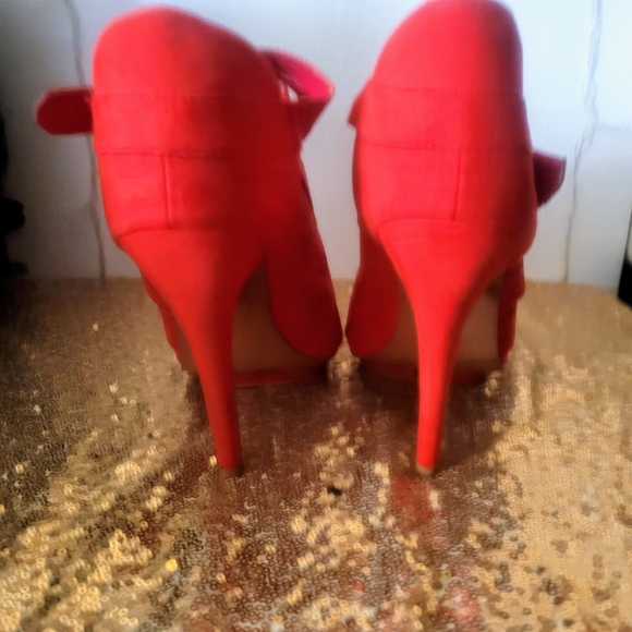 Ashley Stewart Red Heels with Silver Buckles - Picture 3 of 5